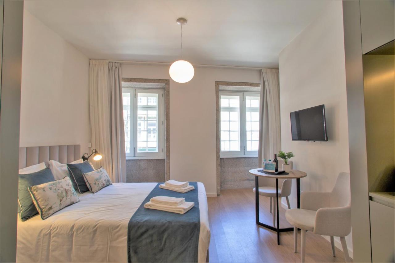 Clerigos Prime By Hosts Apartment Porto